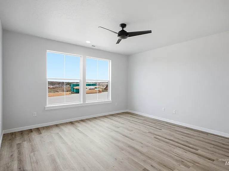 6925 S Harvest Cove Ave — Photo 4