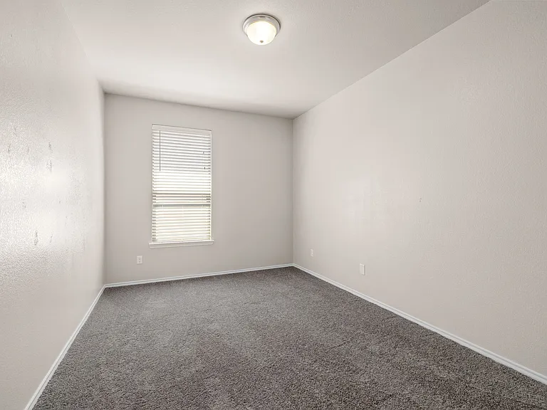 1214 Lonesome Oak Dr — Photo 20