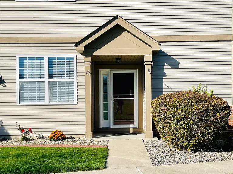 1159 Crimson Clover Way #1159 — Photo 3