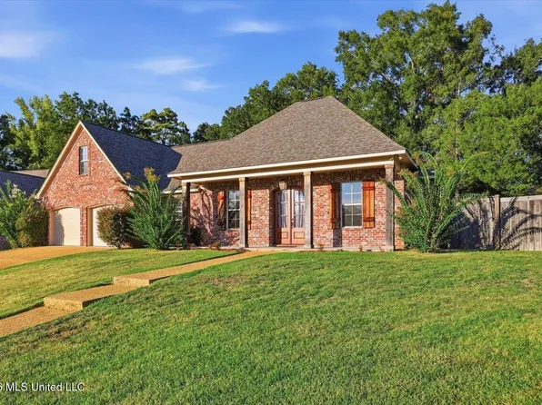 506 Orchard Brook Ct, Florence, MS 39073