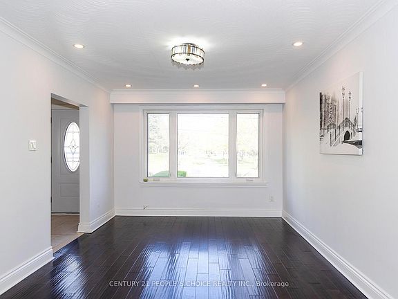 5th image of 844A Danforth Rd