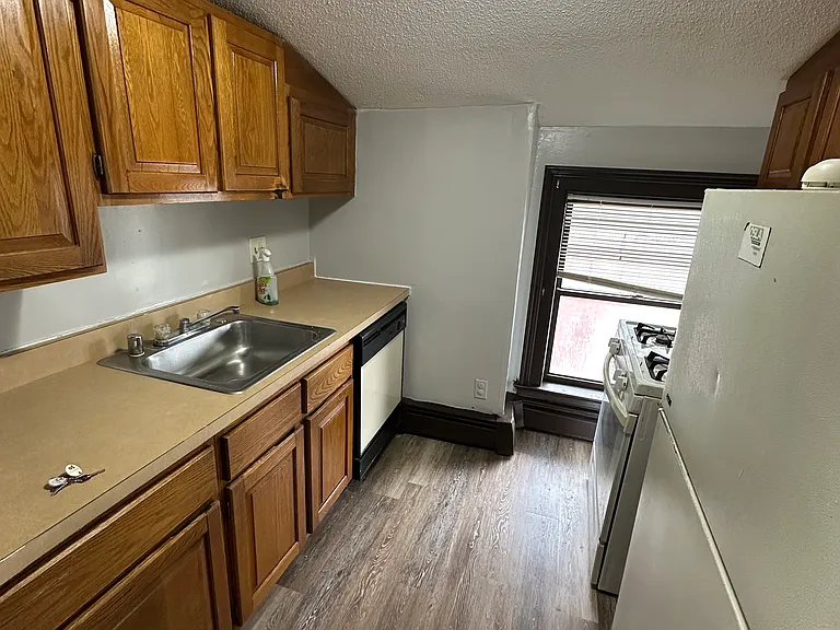 30 Congress St #301 — Photo 1