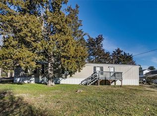 401 Kings Ridge Rd, Randleman, NC 27317