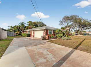 1207 SE Palm Beach Road, Port Saint Lucie, FL 34952