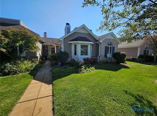 2422 Manoa Ln, Toledo, OH 43615