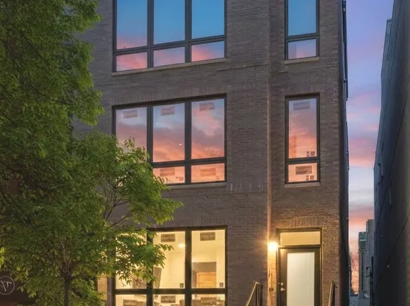 867 N Marshfield Ave #2, Chicago, IL 60622