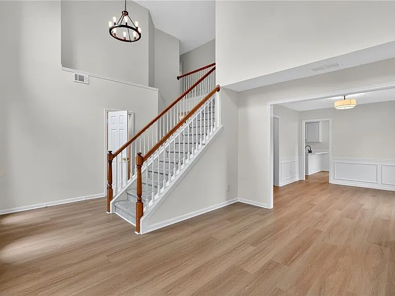 2845 Factor Walk Blvd — Photo 8