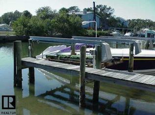 605 2nd St UNIT 3, Indian Rocks Beach, FL 33785