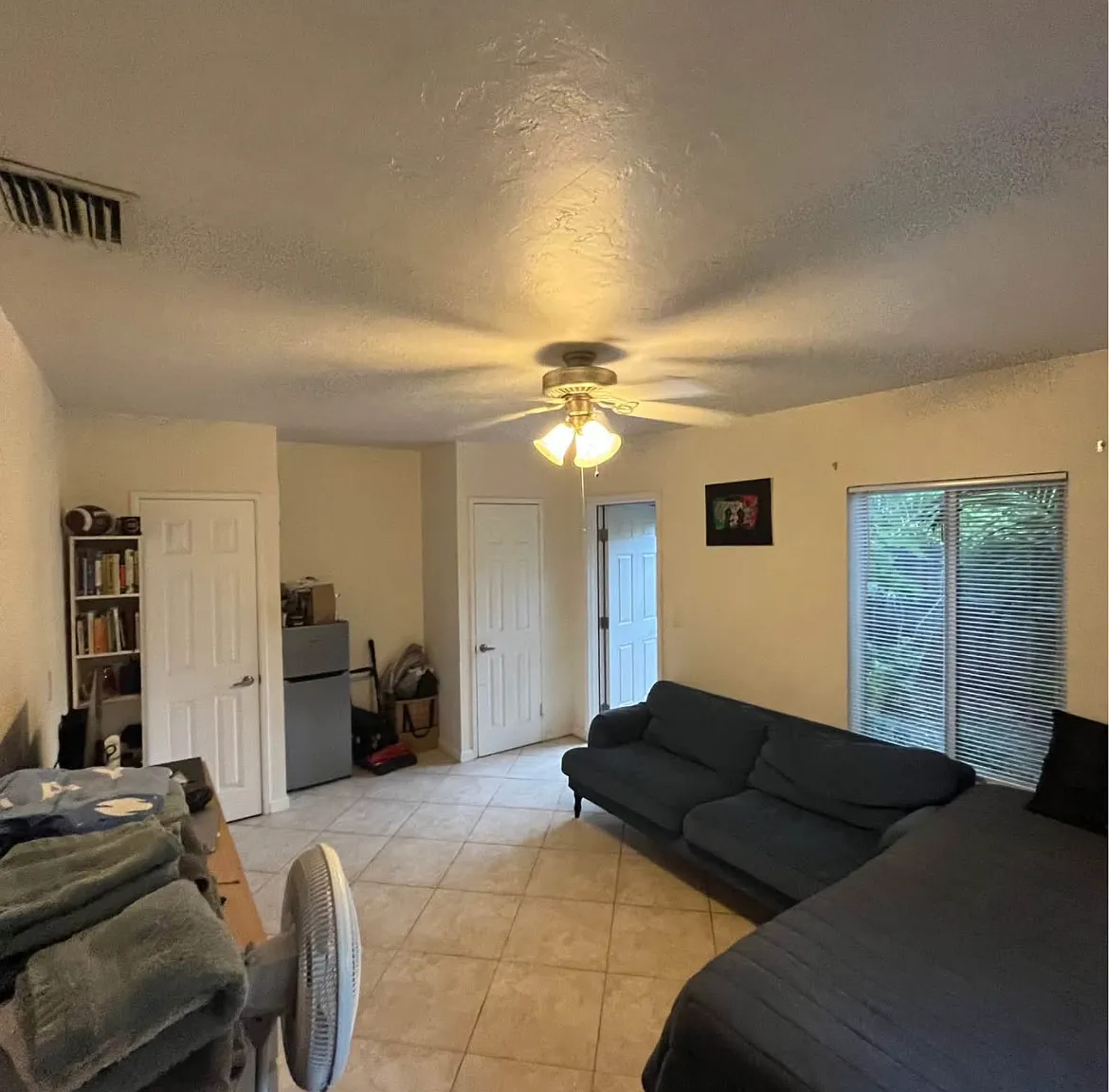 Studio, 450 sqft, $1,300 — Photo 1