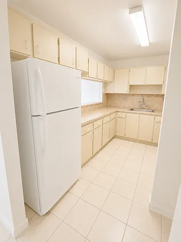 11710 NW South River Dr #204 Photo 1