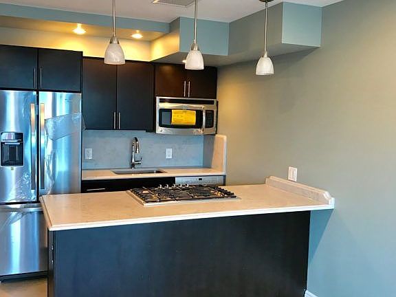 2nd image of 3093 38th St Ste 1