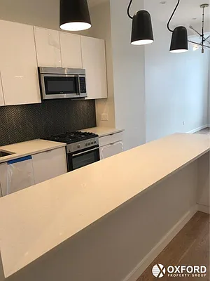 Rented by Oxford Property Group | media 34