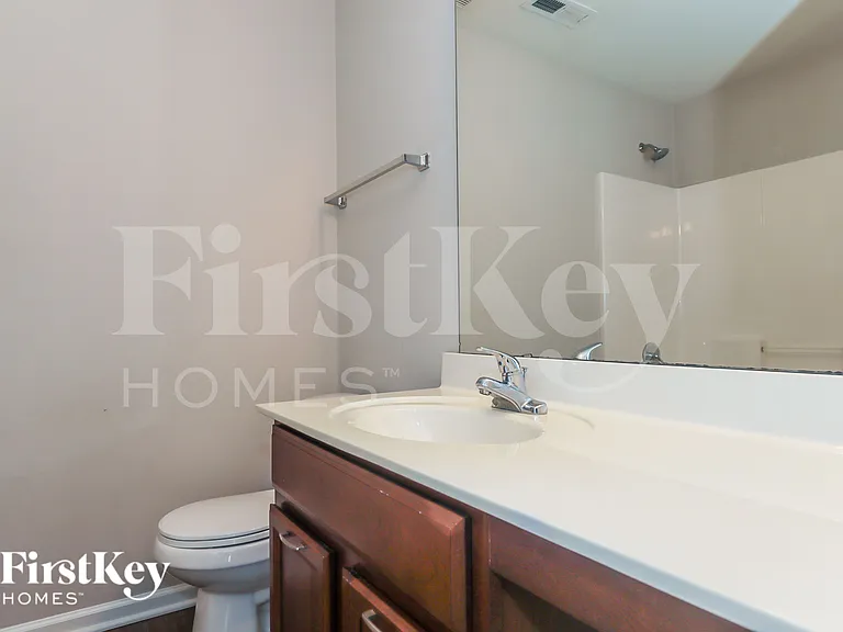 5911 Parkstone Dr — Photo 17