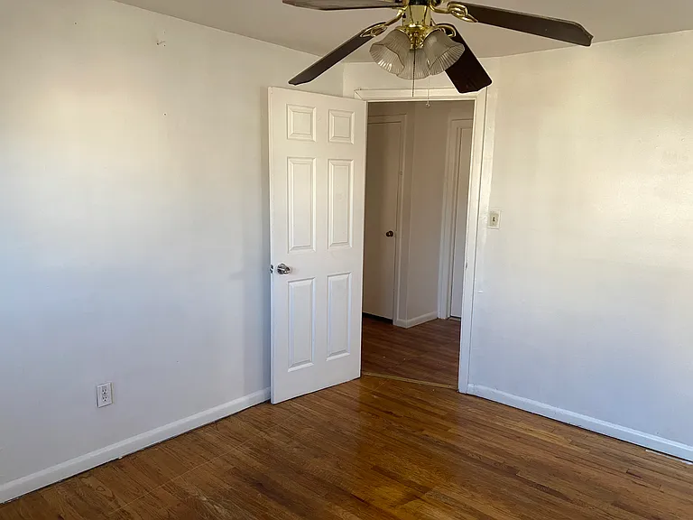 209-211 Paterson Ave #2 — Photo 15