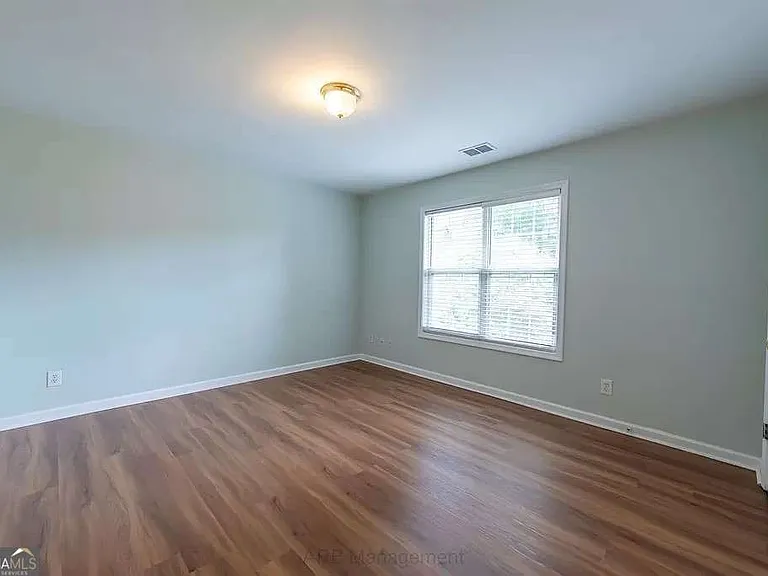 3985 Shallowford Gre Ct — Photo 13