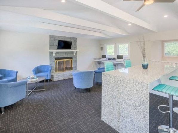 101 Meadowood St #109B