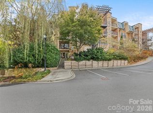127 Bowling Park Rd, Asheville, NC 28803