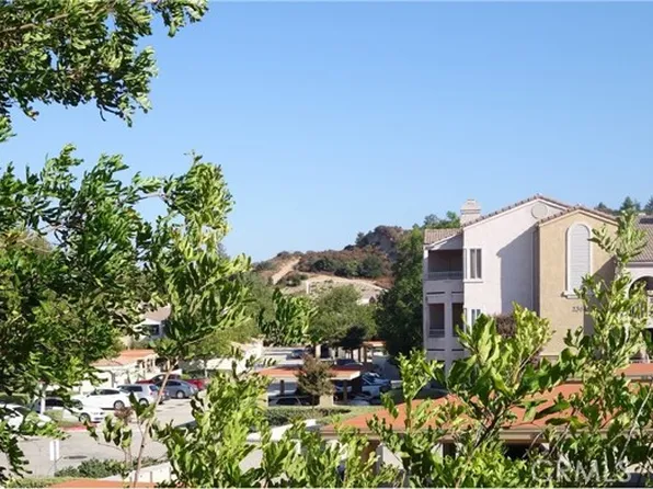 2400 Del Mar Way, Corona, CA 92882