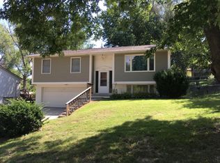 1103 Colorado St, Bellevue, NE 68005