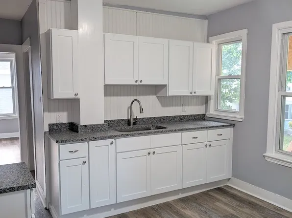 89 Marlborough St Floor 2, Springfield, MA 01109