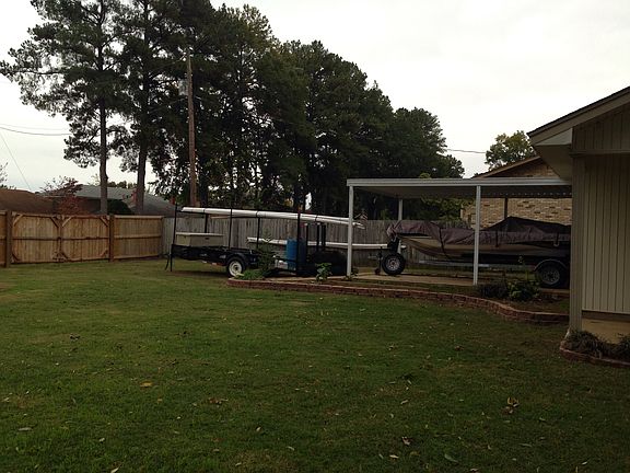 4th image of 200 Erskine Dr