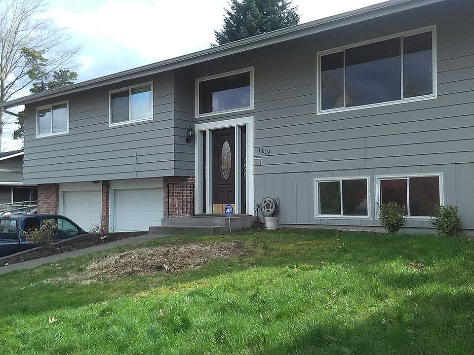 1st image of 8019 NW Old Orchard Dr