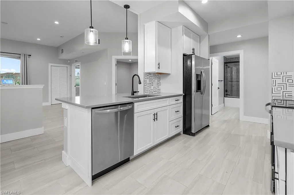 2 bed, 2.0 bath, 1247 sqft, $2,500 — Photo 1