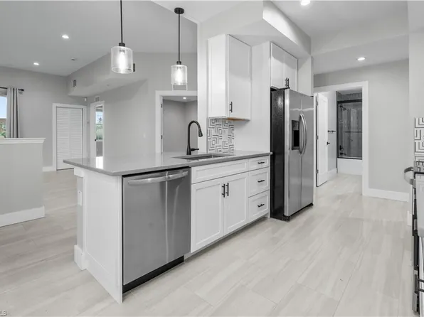 18268 Creekside Preserve Loop Unit 101, Fort Myers, FL 33908