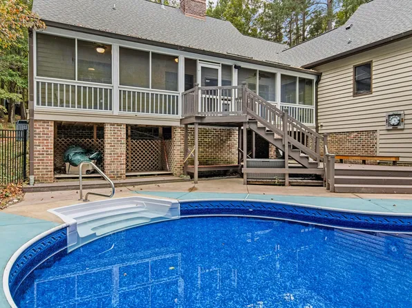 139 Trillium Pl, Chapel Hill, NC 27517