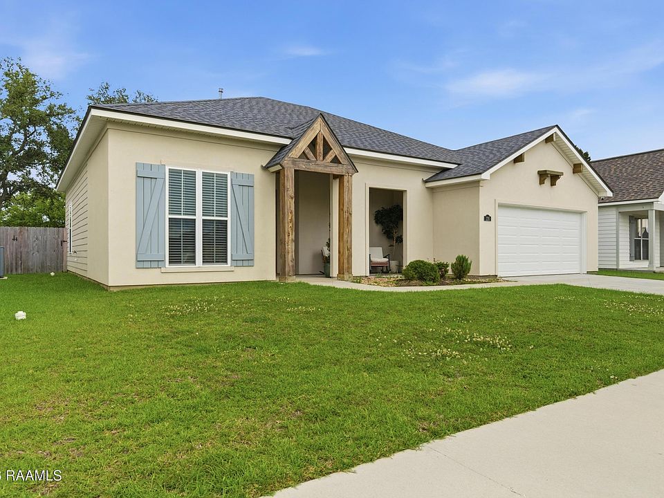 1st image of 120 Earls Ct