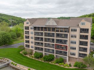 201 Marina Residence Dr UNIT 2B, Camdenton, MO 65020