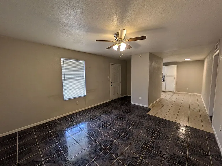 Sullivan Apartment Homes — Photo 22