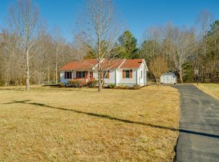 1008 Golden Pond Rd, Chapmansboro, TN 37035