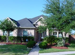 13103 Forester Canyon Ln, Sugar Land, TX 77498