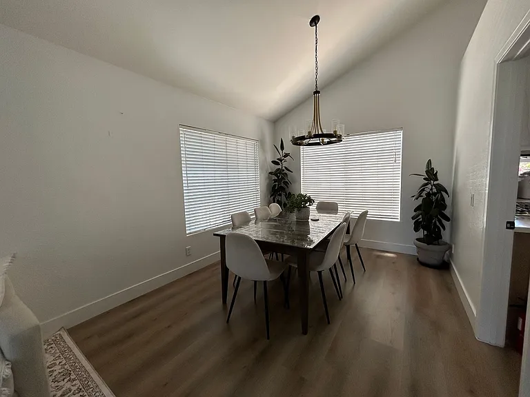 44125 Northgate Ave — Photo 7
