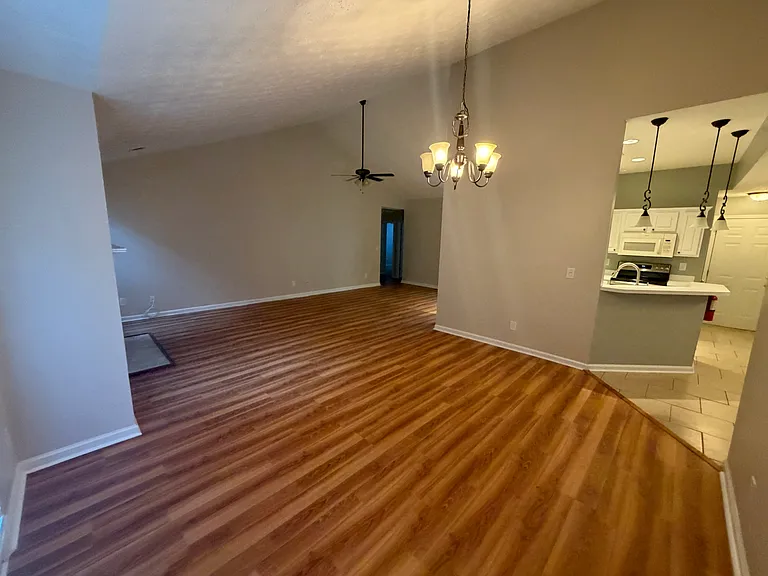 1890 Hampton Walk Ct — Photo 8