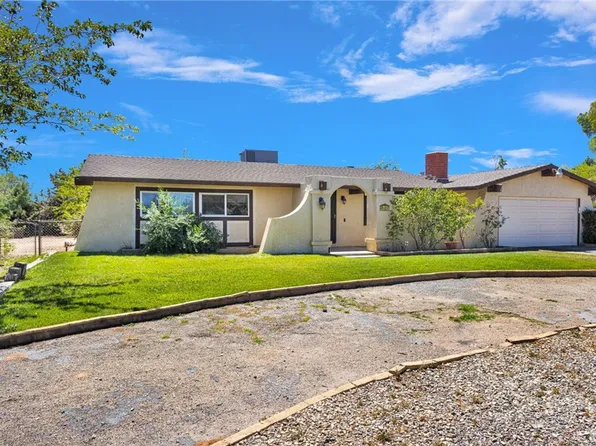 14941 Walnut St, Hesperia, CA 92345