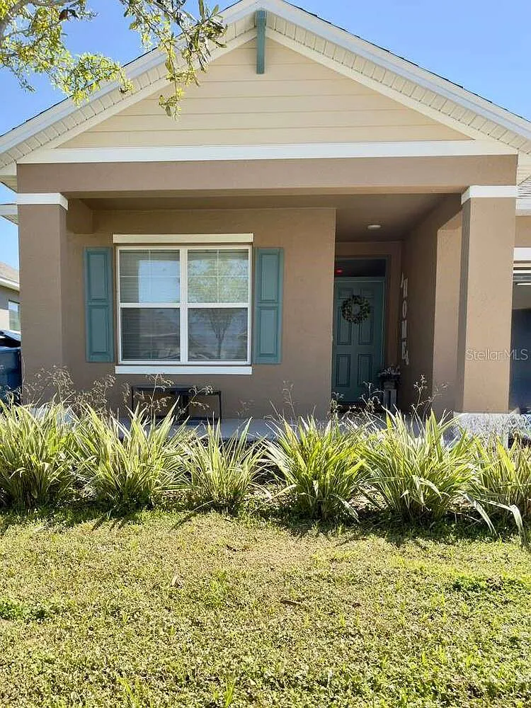 3 bed, 2.0 bath, 1671 sqft, $1,900 — Photo 2
