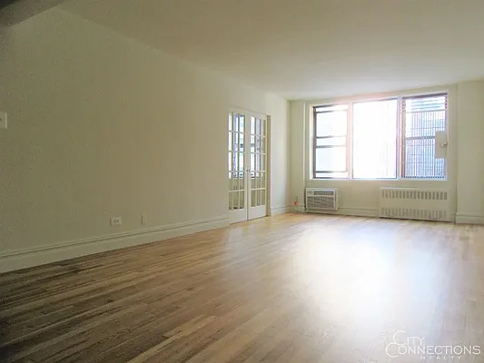 Rented by City Connections Realty | media 1