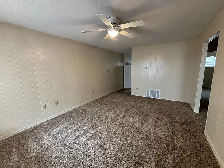 1810 S Erie Ave #1-4 — Photo 2