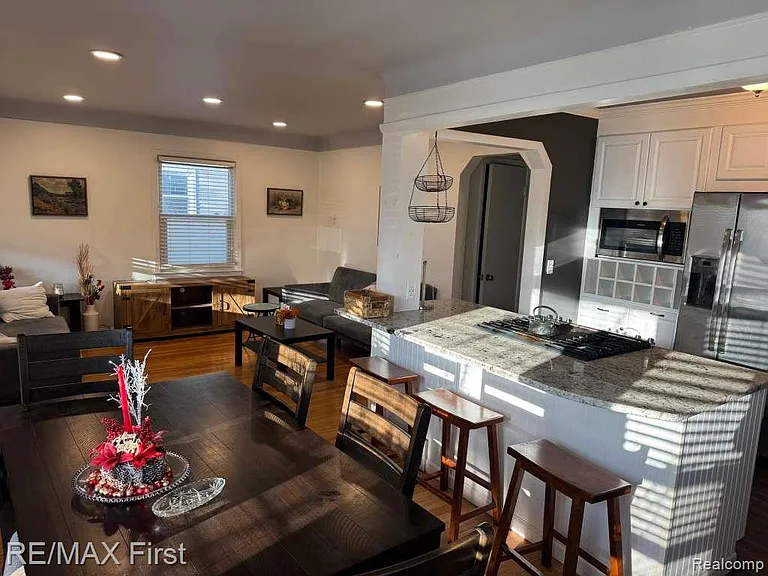 406 N Campbell Rd — Photo 7