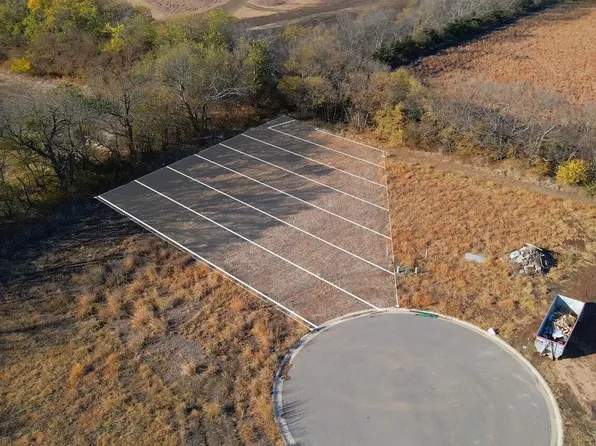 6 Whispering Lakes Ests, Wichita, KS 67230