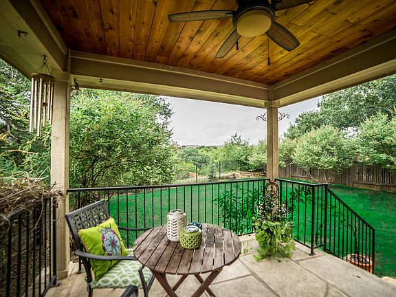 2nd image of 2728 Lovett Ln