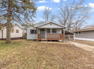 116 McAlpine Dr, Saint Louis, MO