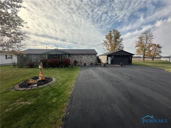 25848 Bowman Rd, Defiance, OH 43512