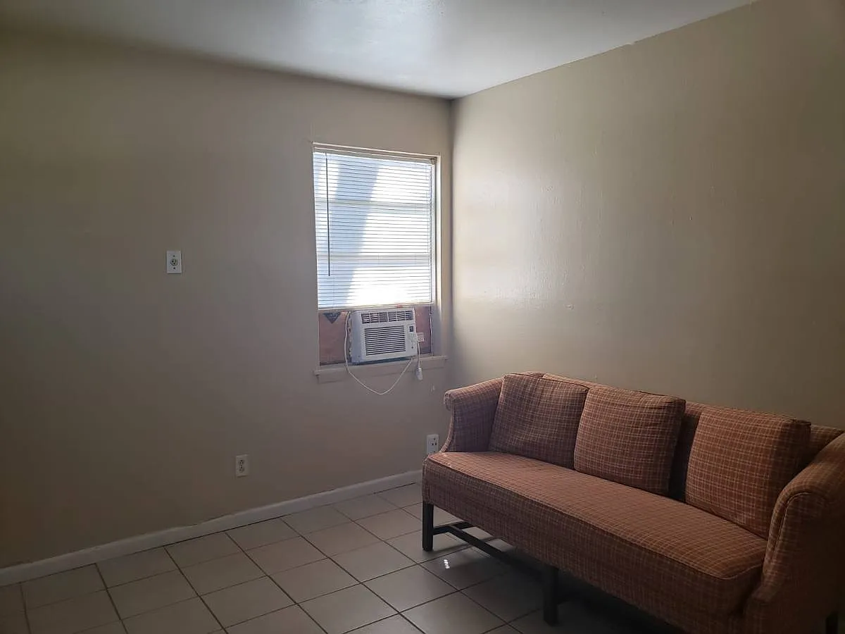 15310 B, Bellaire Ave in Grandview, MO 64030 — Photo 4