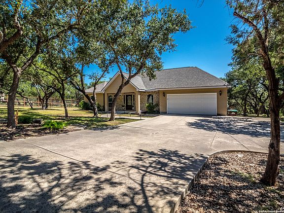 2nd image of 719 Misty Water Ln