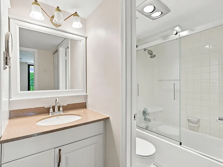 1301 River Reach Dr #514 — Photo 28