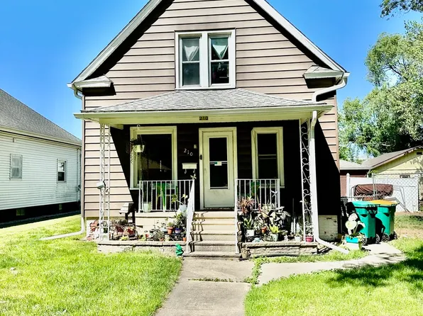 210 N Colorado Ave, Streator, IL 61364