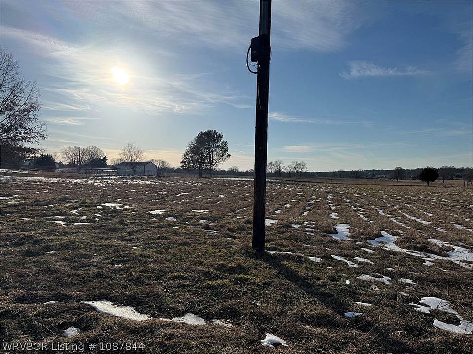 2nd image of 4758 Road Rd